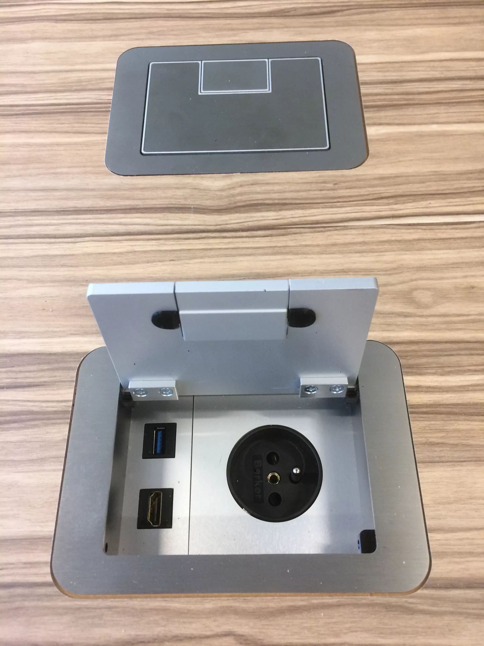 Socket-X